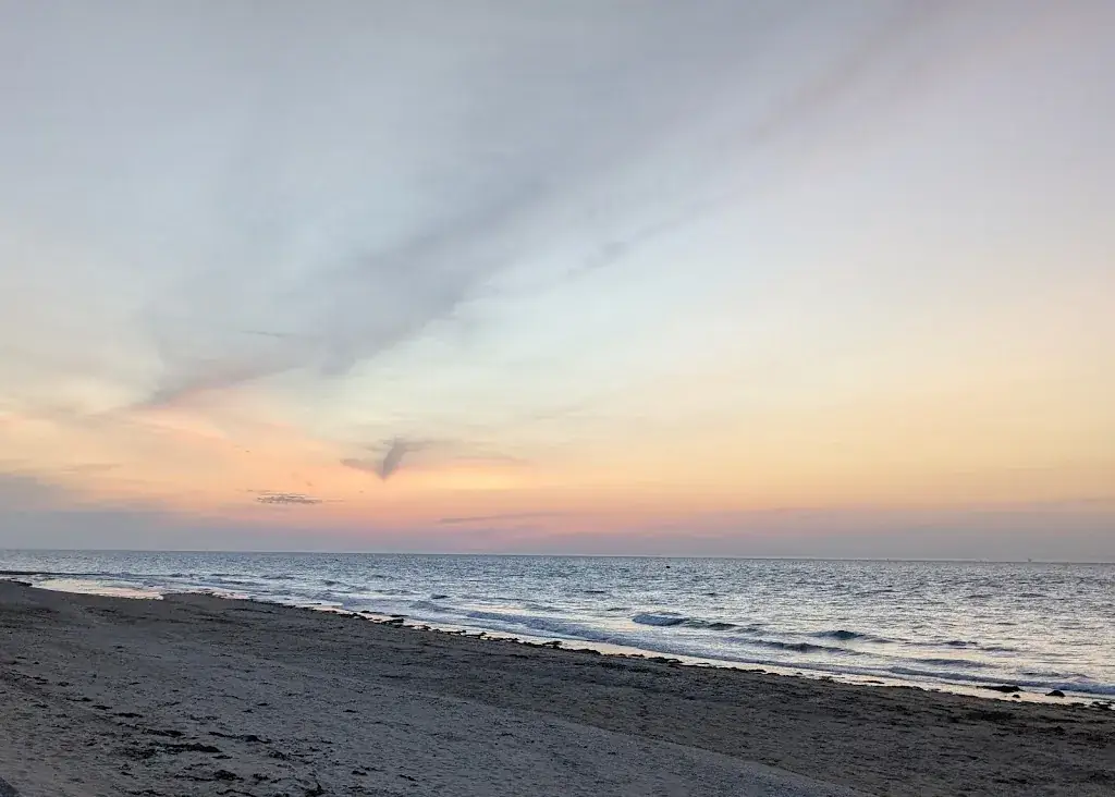 John Davies_Auberge de la Luzerne_Bernières-sur-Mer_review