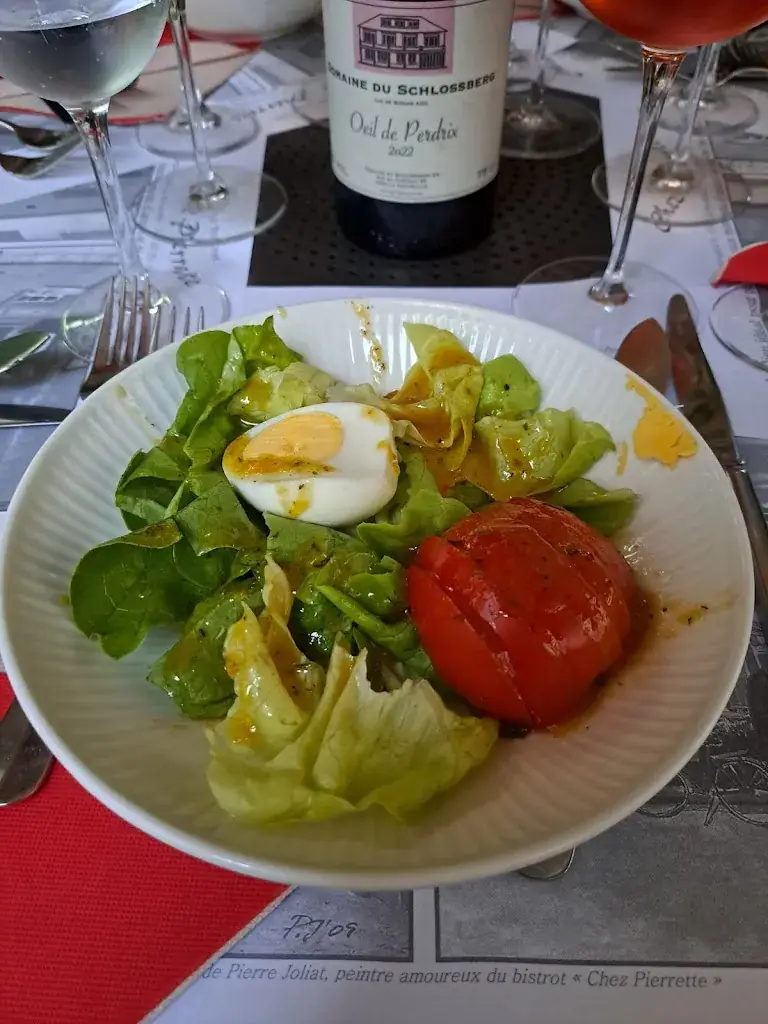 Anne-Laurence /Vully-Les-Lacs_le Bistro chez Pierrette_Neuveville_avis