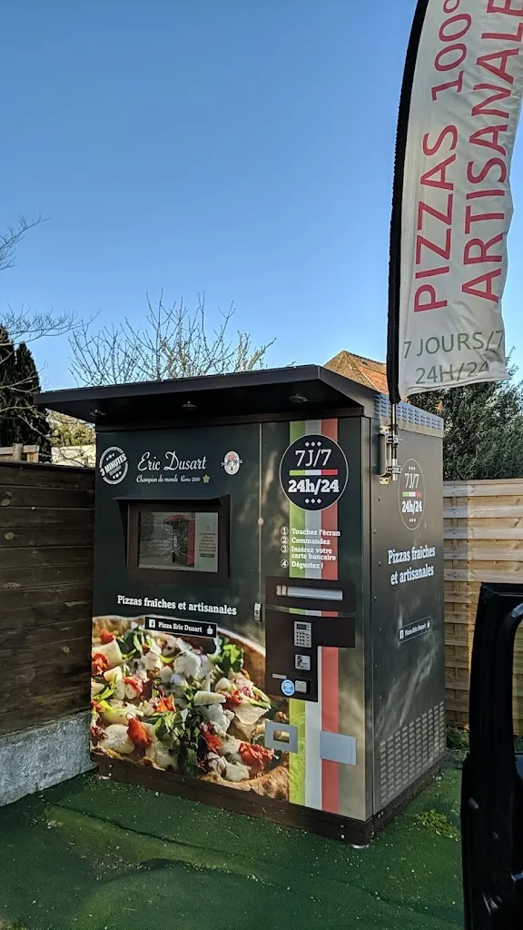 Eric Dusart distributeur de pizzas_Biéville-Beuville_slider_image_2
