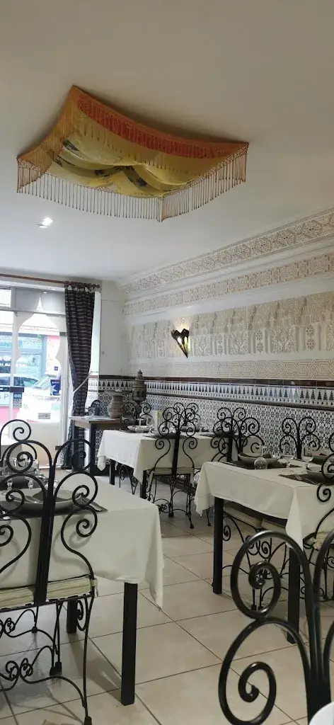 Laurence Via's_Le Dattier Hefsi_Bernay_review