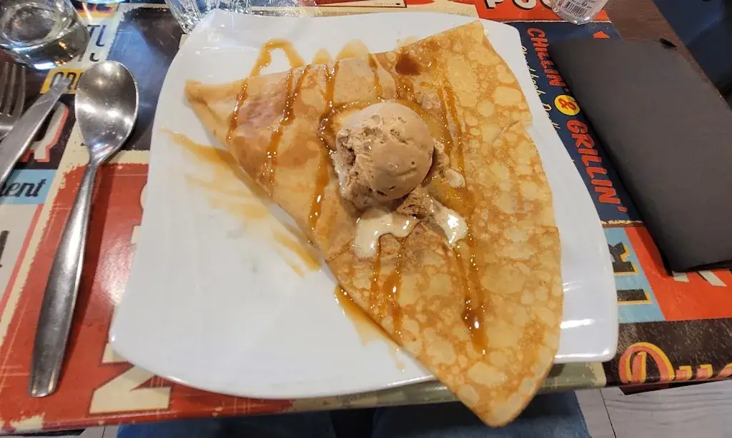 Emmanuel BARBIER_La Crêpe Dans le BEC_Menneval_review