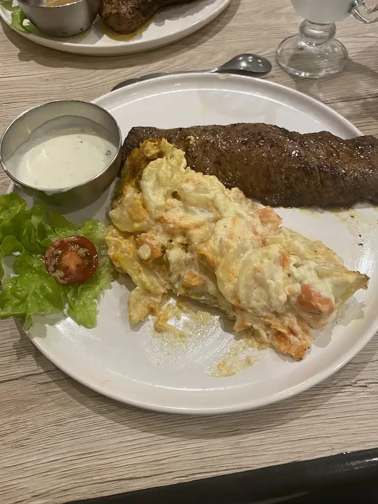 Caro _Bar Brasserie La Petite Galitrelle_Bernay_review