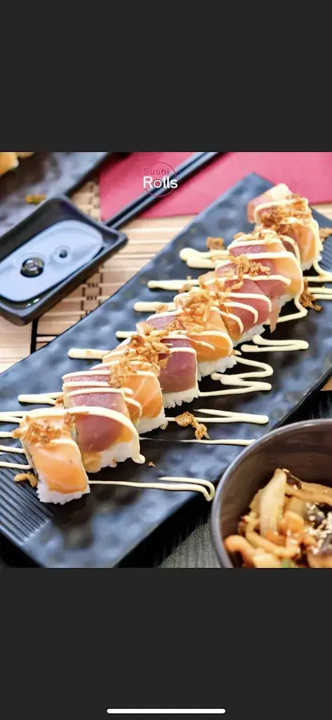Sushi rolls_Bernay_slider_image_1