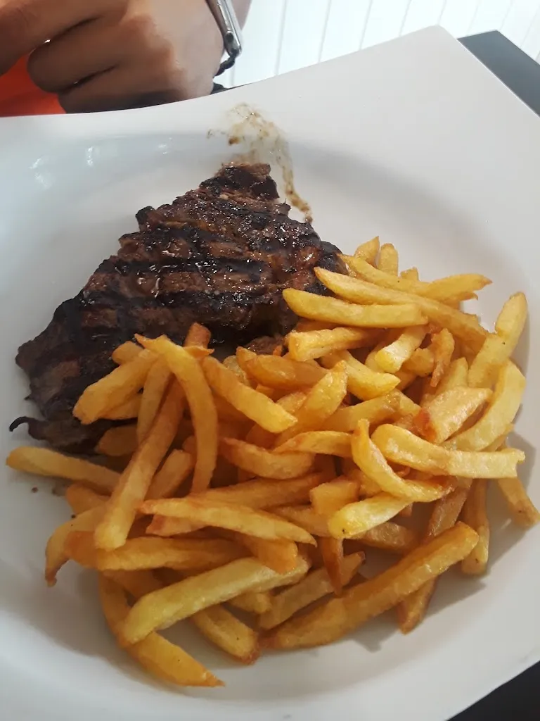 Comme Chez Nous_Beuzeville-la-Grenier_slider_image_3