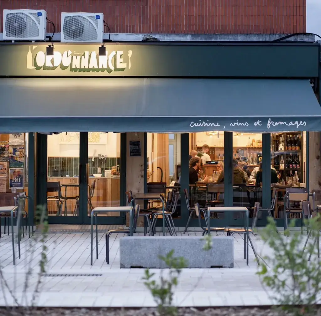 L'ordonnance_Lisieux_slider_image_1