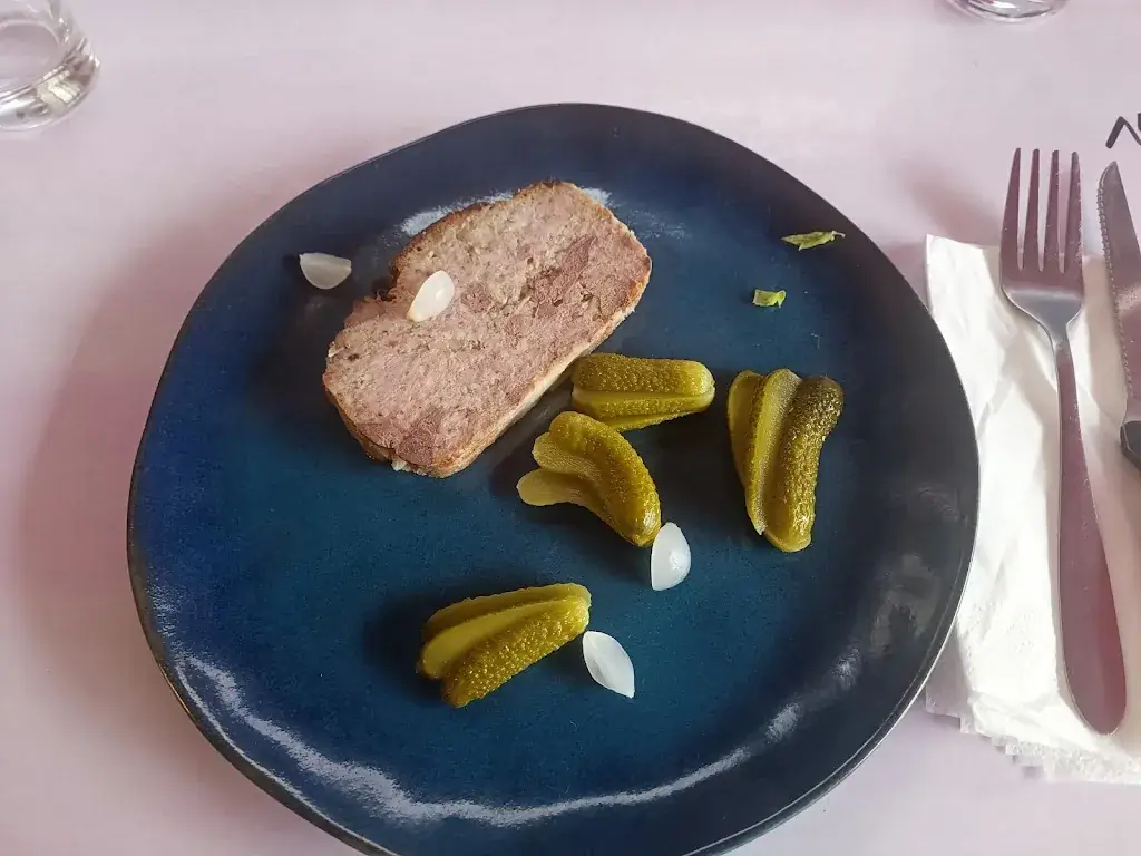 Frédéric Mallet_L' Étape_Lisieux_review