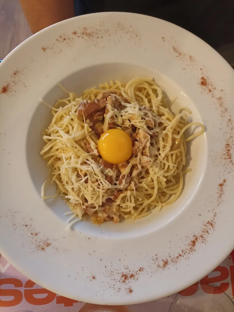 florenceanice florenceanice_Le Bellevue Lisieux_Lisieux_review