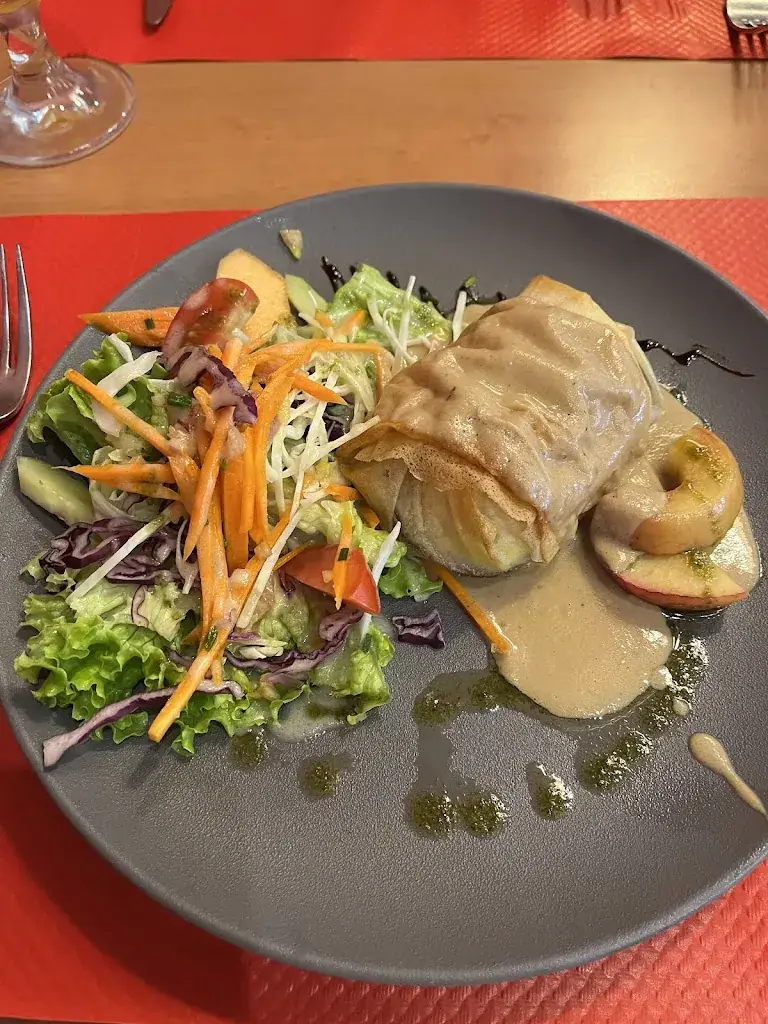 Elirose Bagcat (BE)_Café de la Basilique_Lisieux_Bewertung