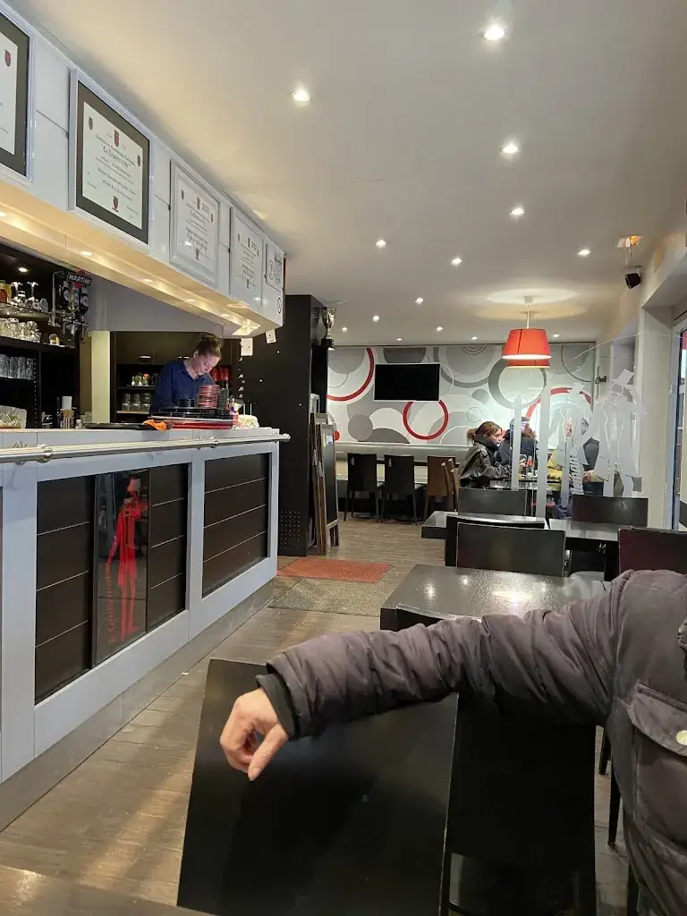 Le Gentleman Restaurant in Lisieux