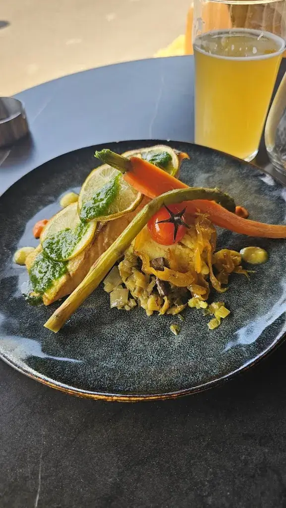 GRUMAUD Jérémy_La Charrette_Gleizé_review