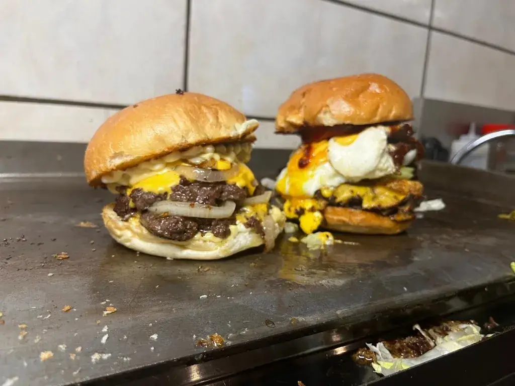 albert alex antony aaa_BURGER CITY_Lisieux_Bewertung