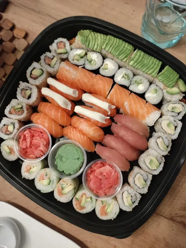 Fuji Sushi Lisieux_Lisieux_slider_image_3