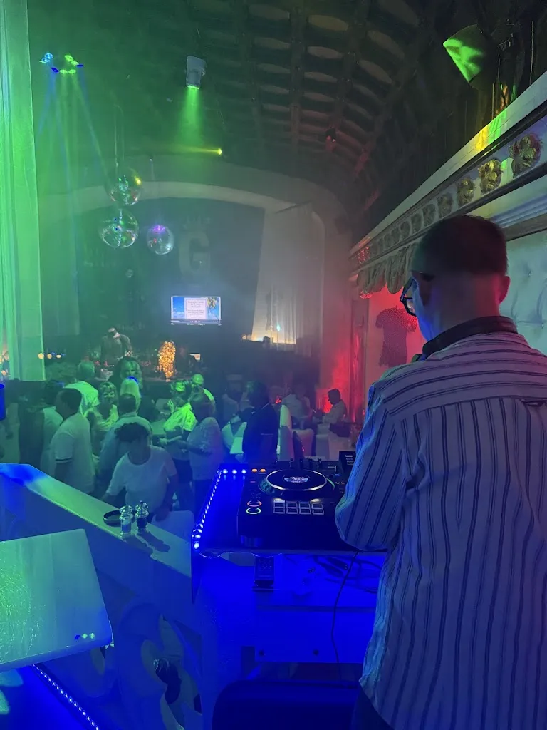 Patrick Poulet_The Guest Lisieux_Lisieux_avis