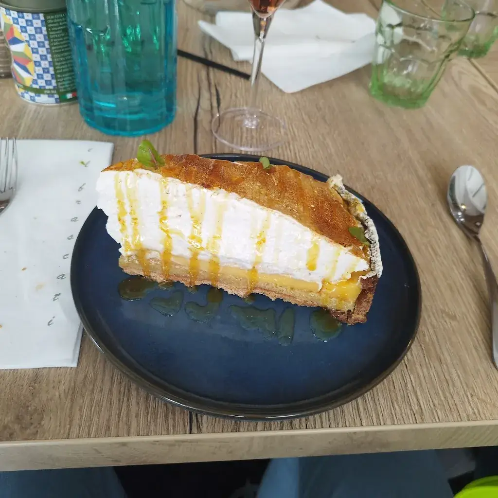 Anjelly_Il Frascati_Lisieux_review