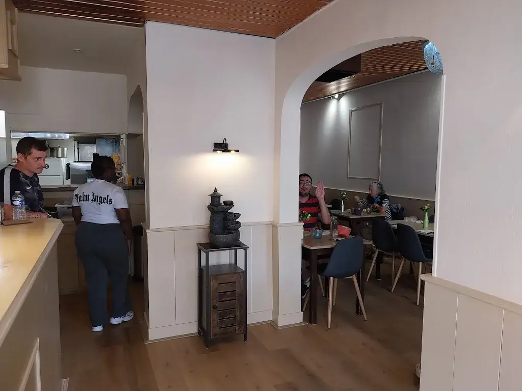 Soli Self_Lisieux_slider_image_2