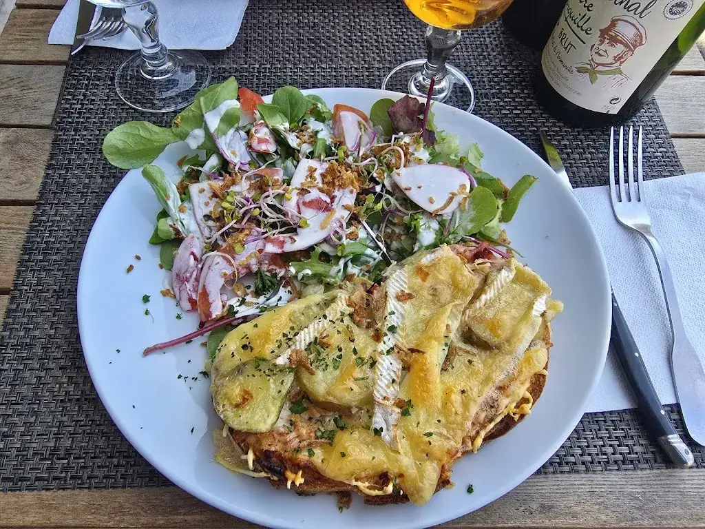 Simone Laggia_Le croq’eure_Beuzeville_review