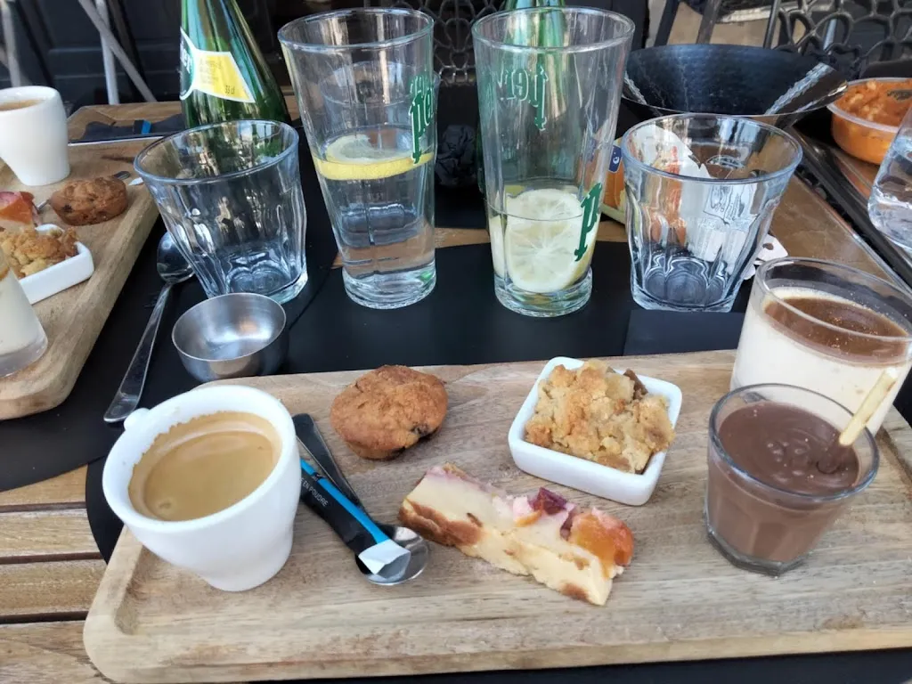 Corinne Haye_Le XV_Beuzeville_review