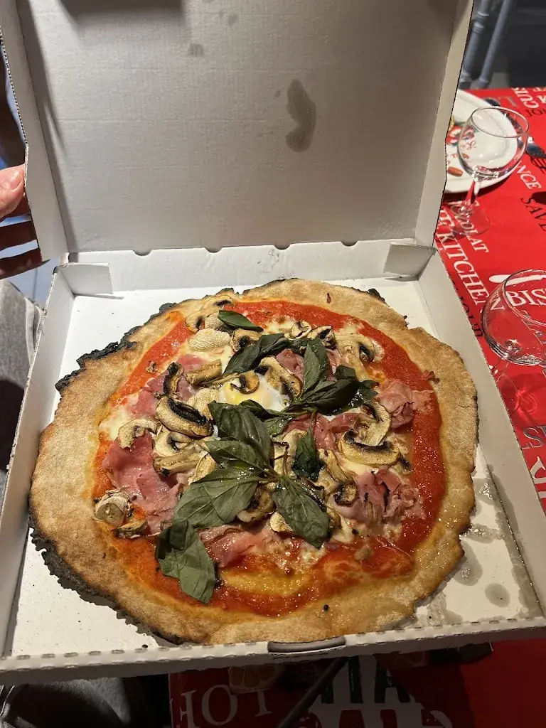 Menu_Una Pizza Di Napoli_Beuzeville_image_8