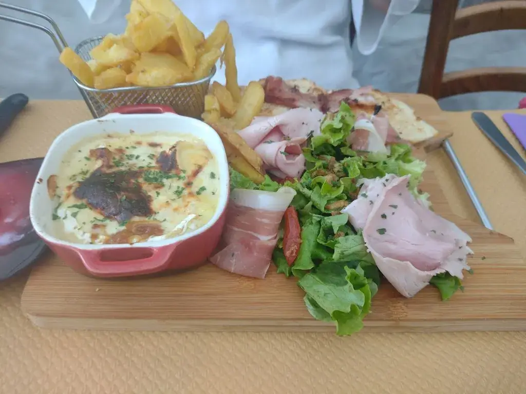 Alastair Barr_La Cabane_Genneville_Bewertung