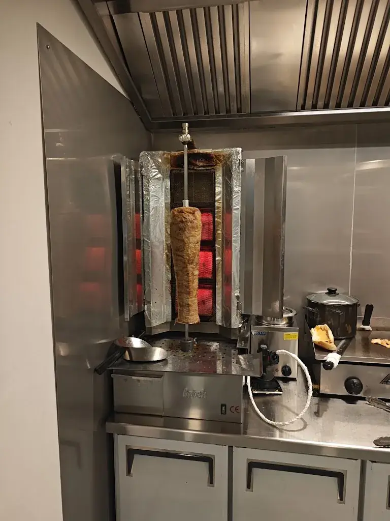 ESEN Mustafa_Kebab istanbul_Beuzeville_review