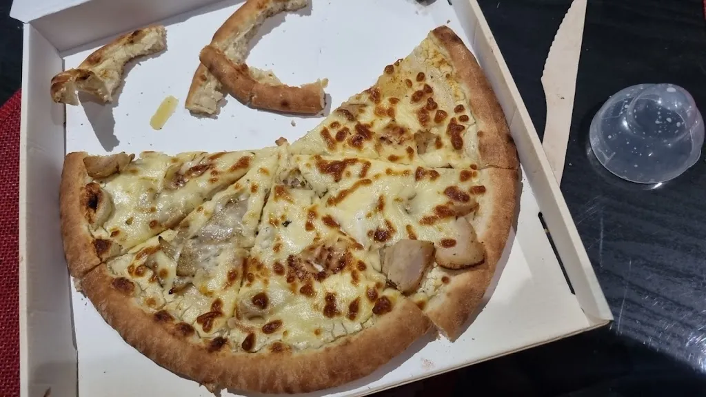 Daniel HEBERT_Gang Of Pizza_Beuzeville_review