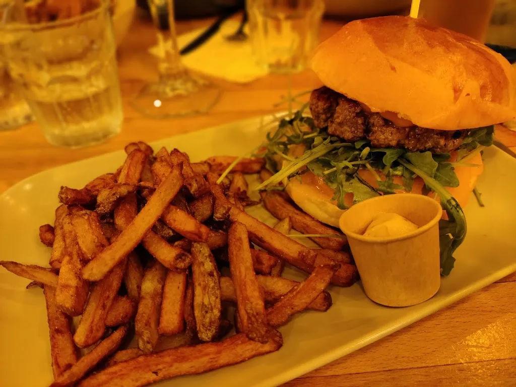 Mark Mirigian_Chez Justine et Quentin_Honfleur_review