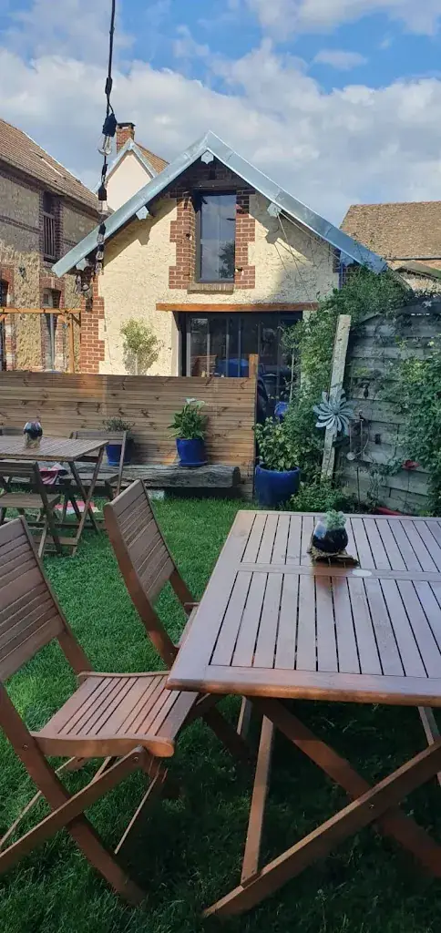 restaurant l'Instant M restaurant in Courcelles-lès-Gisors