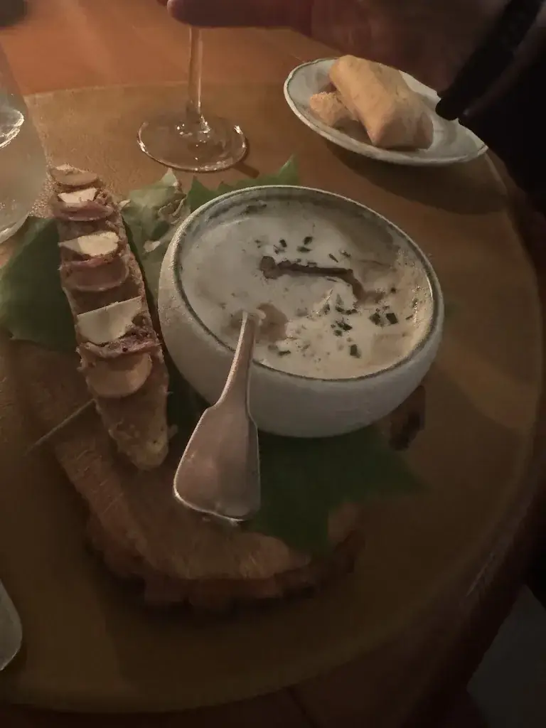 M Miller_Château Hôtel De La Rapée_Bazincourt-sur-Epte_review