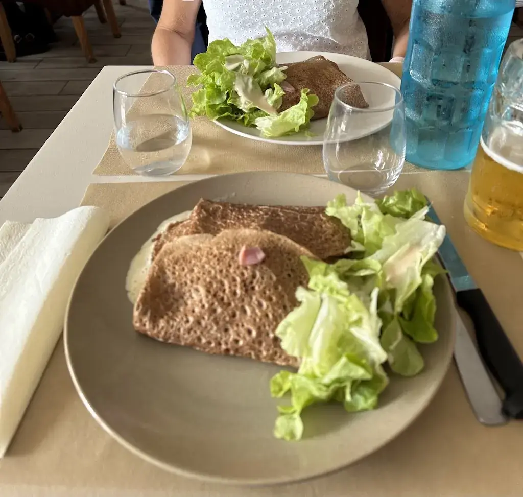 Au Rendez-Vous _Gisors_slider_image_3