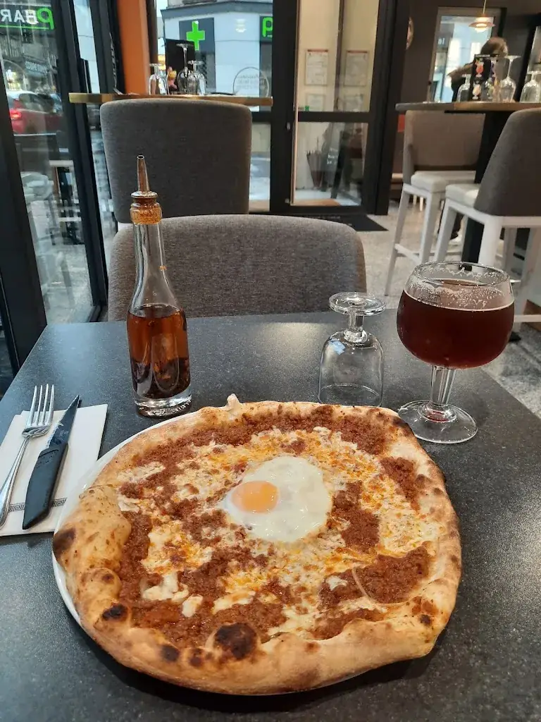 Francisco Garrido-Garza_Le prado_Gisors_review