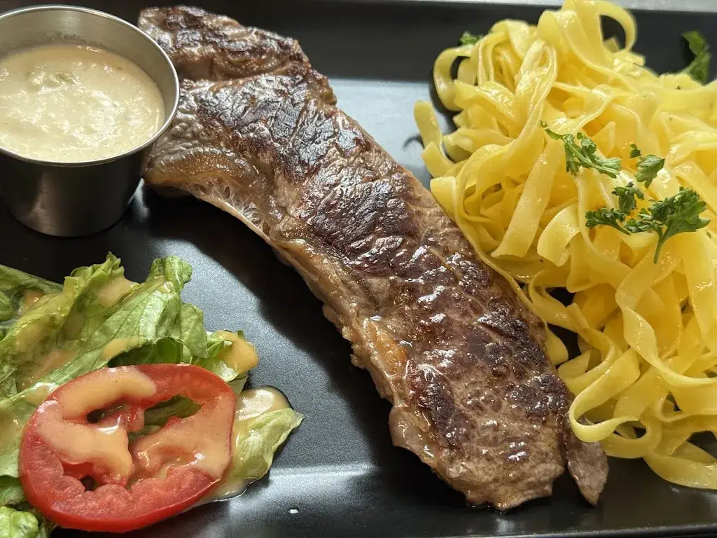 Brasserie de l'Etoile Bar_Gisors_slider_image_3