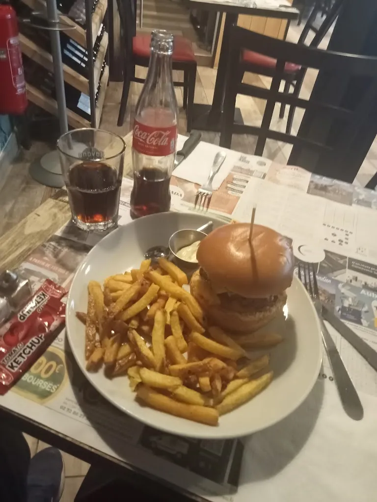 HIRIS CLAUDIU SORIN_Le Bibi_Bihorel_review