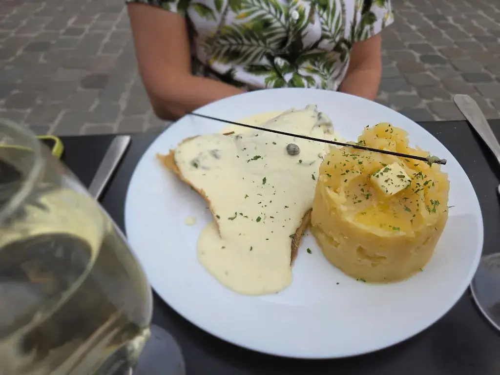 La Petite Bouffe_Rouen_slider_image_3