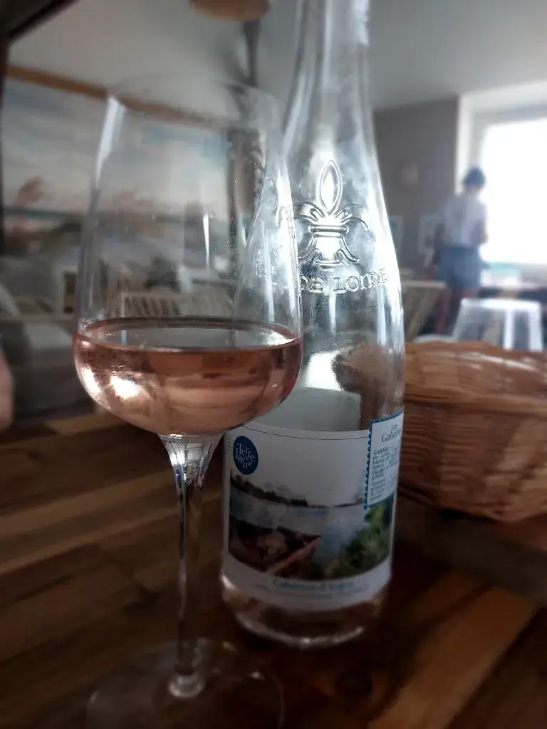 Clare Magnocavallo_Les Bains de mer, restaurant_Agon-Coutainville_review