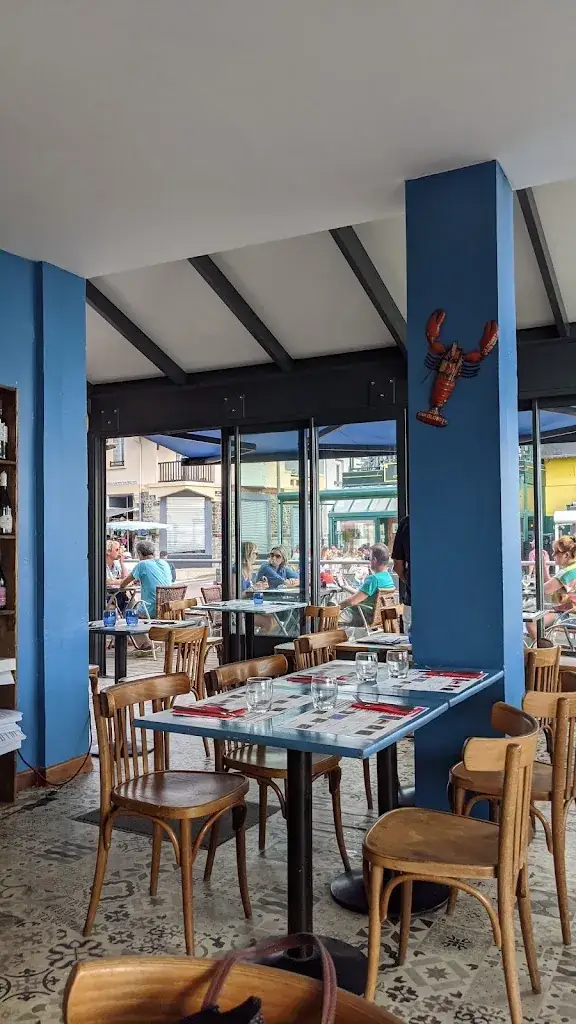 Eric Gratacap_Le Neptune_Agon-Coutainville_review