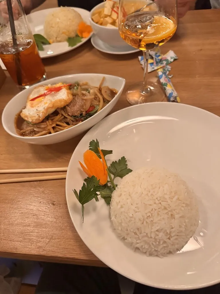 Basti_Restaurant Boo Messeplatz_Basel_review