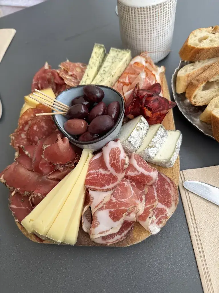 Alizé-Marine Perez_Les Planchettes_Blonville-sur-Mer_recensione