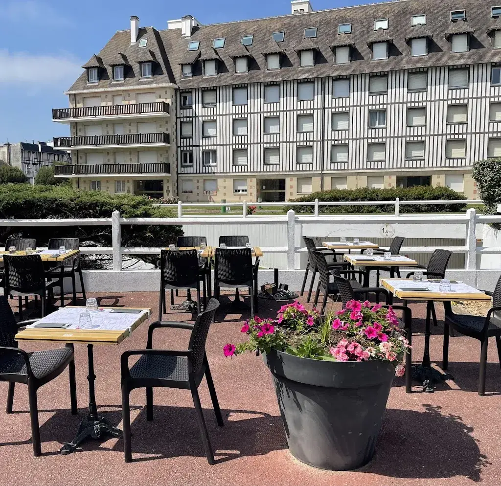 Le Bistrot Blonvillais_Blonville-sur-Mer_slider_image_1