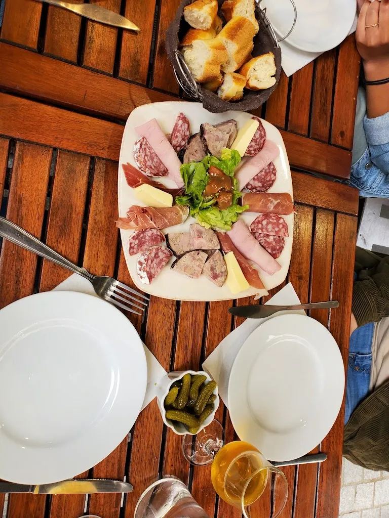 Blue_Comme a la maison_Villers-sur-Mer_review