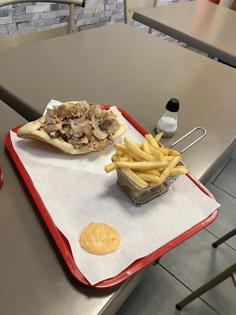 Elias Marseille_Royal Kebab_Bosc-le-Hard_review