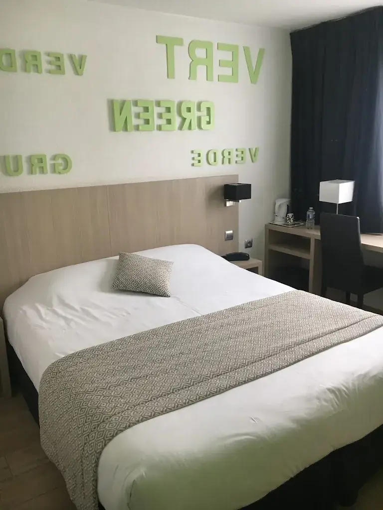 Hôtel le Relais D'Etretat restaurant in Bolbec