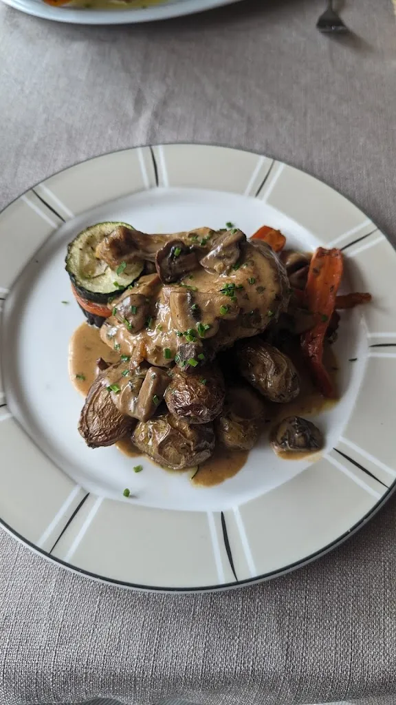 nisha saseendran_Le Saint Thomas_Gruchet-le-Valasse_review