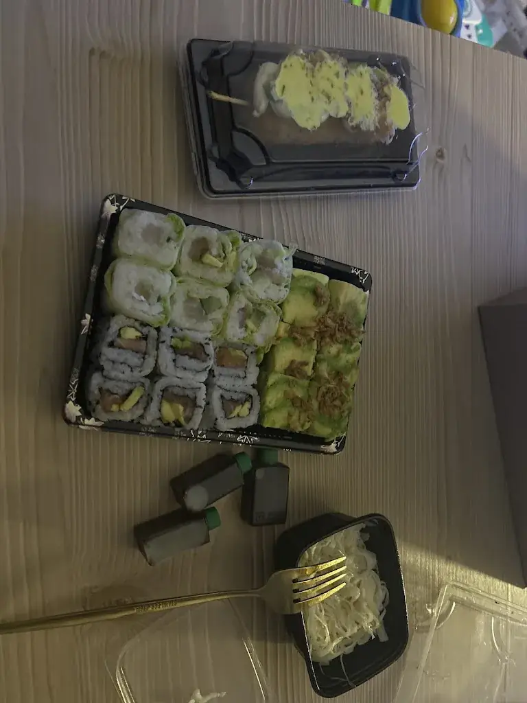 Alycia Saint-Yves_Black Sushi_Bolbec_recensione