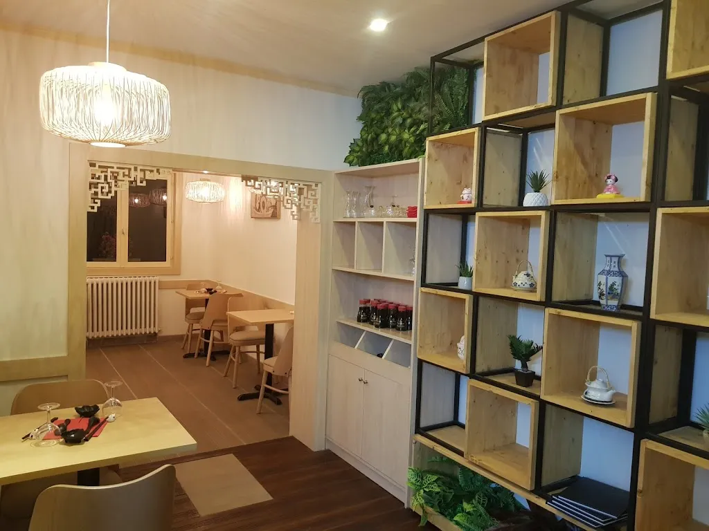 Asuka sushi (Bourg-Achard) Restaurant in Bourg-Achard