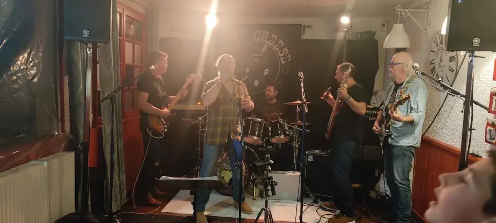 Bar Brasserie du Roumois_Bourg-Achard_slider_image_3