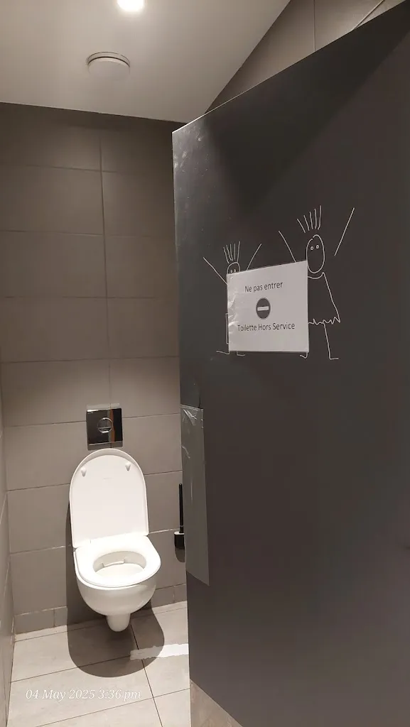 David_McDonald's_Bourg-Achard_review