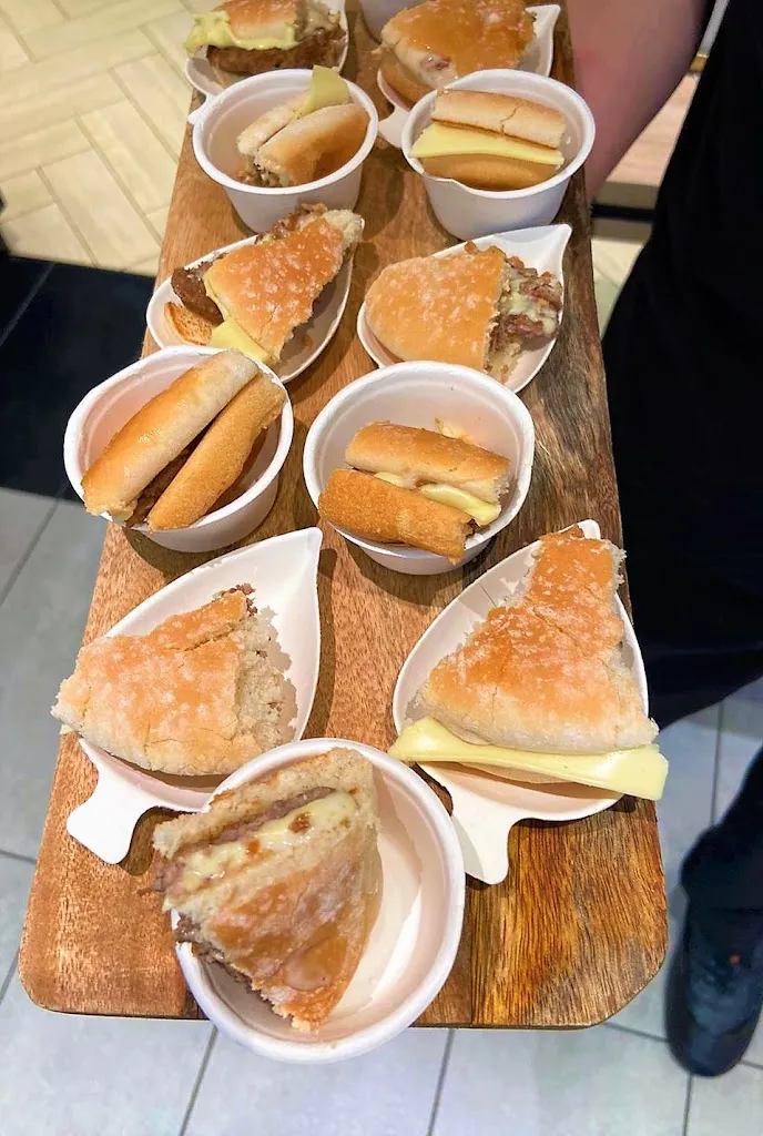 McDonald's_Bourg-Achard_slider_image_2