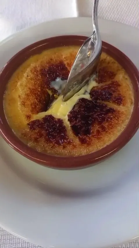 Vivian Montoya_Auberge du Bac_Jumièges_review