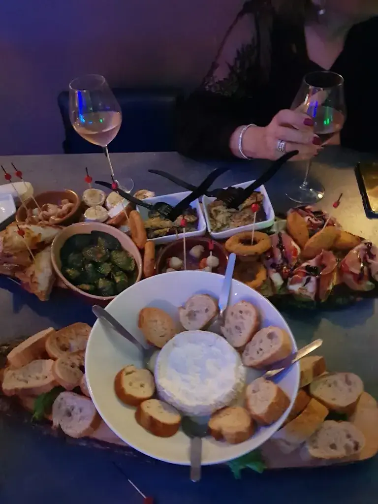 Sam Zergat_LA CASA - FIRMINY_Firminy_review