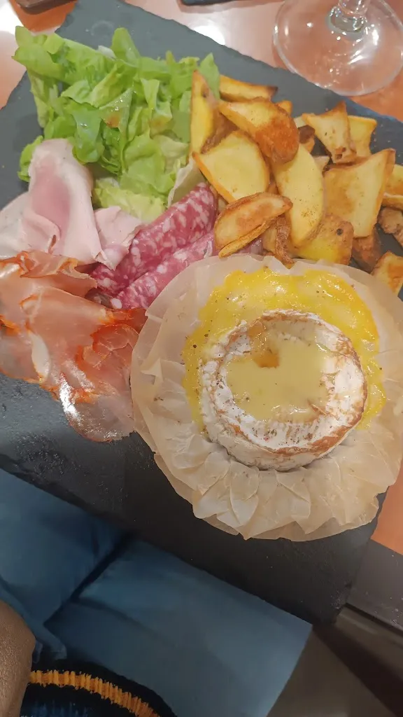 Ingrid Villemonte_Gourmand'in_Bretteville-sur-Odon_review